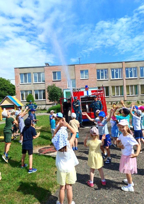 Водное шоу от МЧС